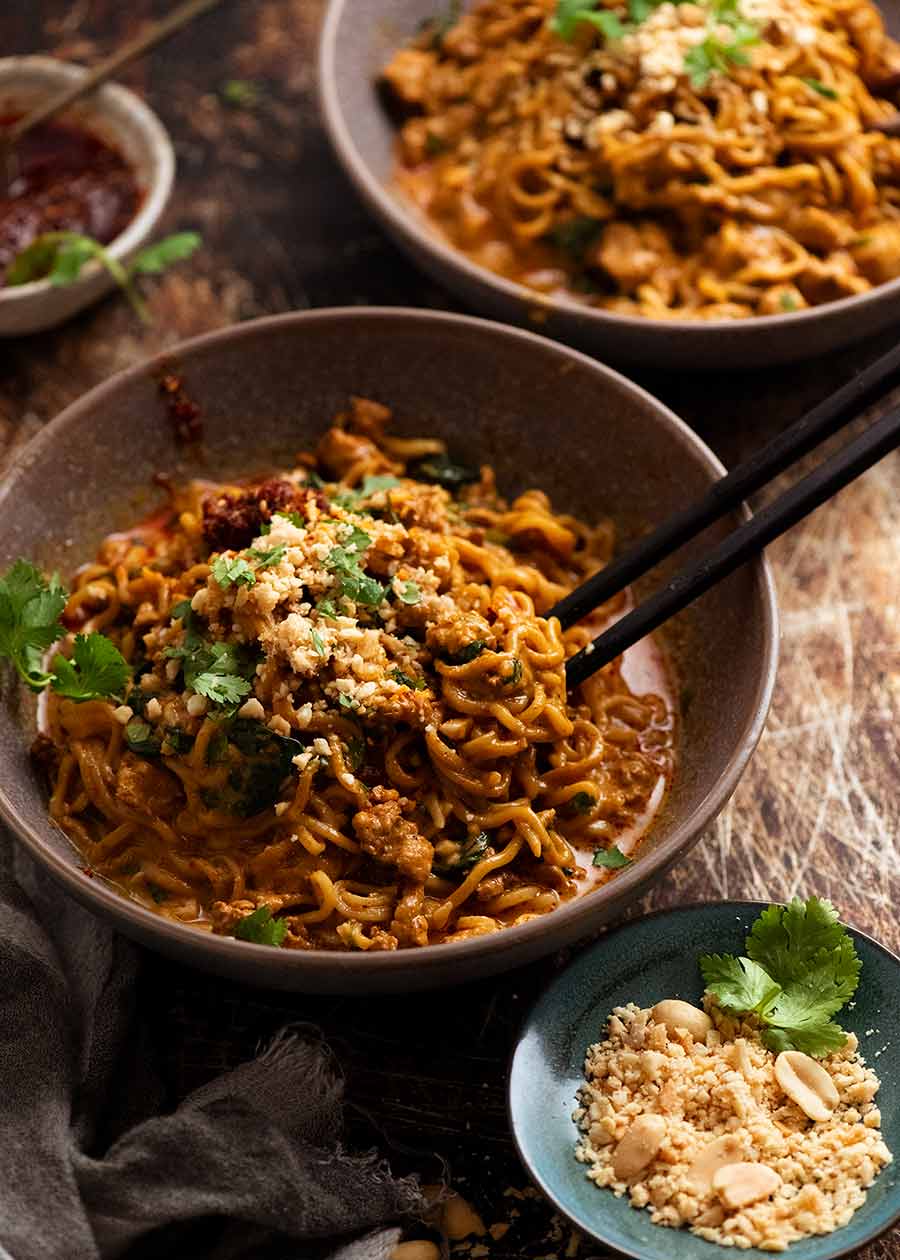 Thai Chicken Peanut Noodles in a bowl, ready to be eaten