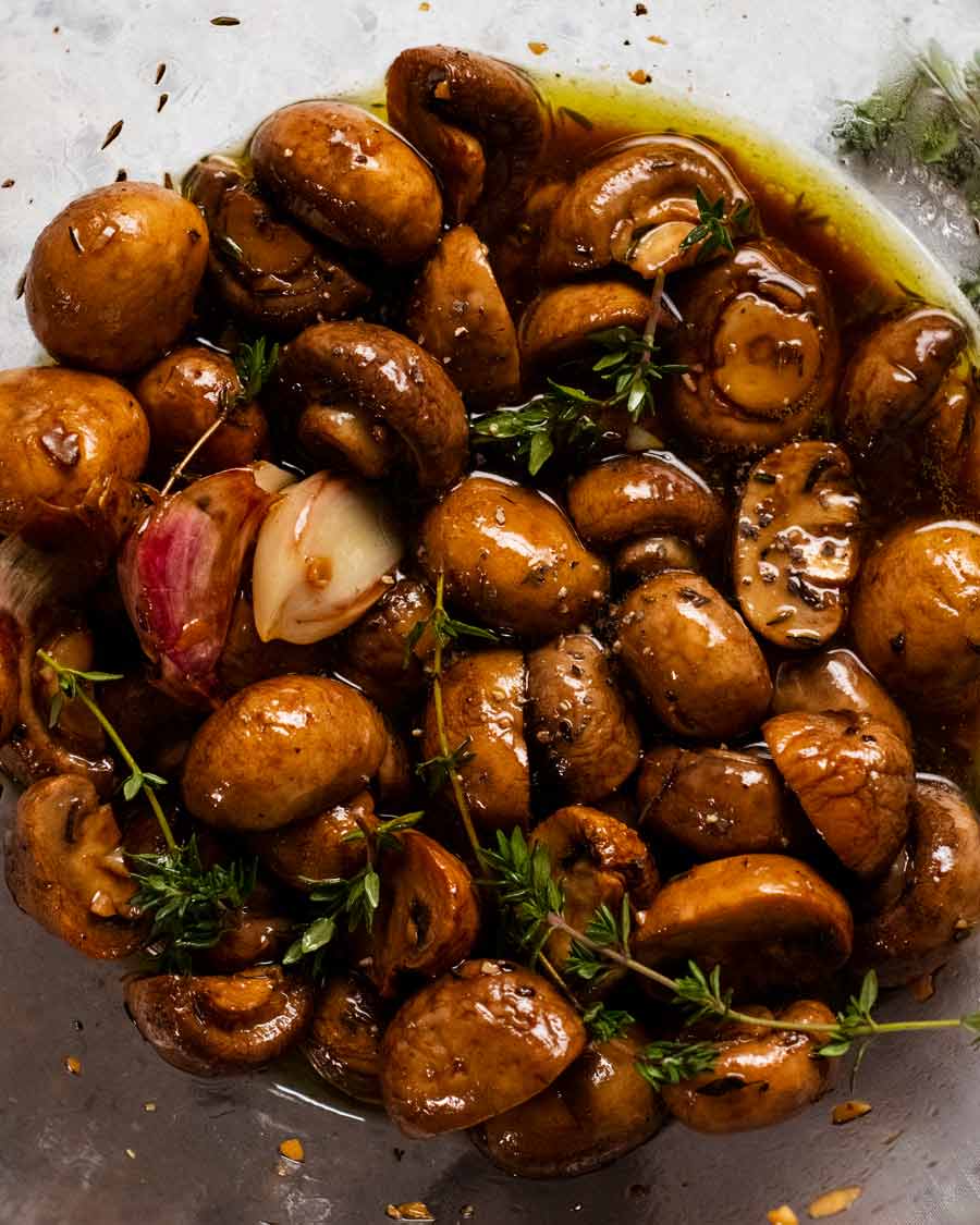 Making Balsamic marinated mushrooms