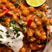 Close up of Brazilian Chickpea Curry in a bowl