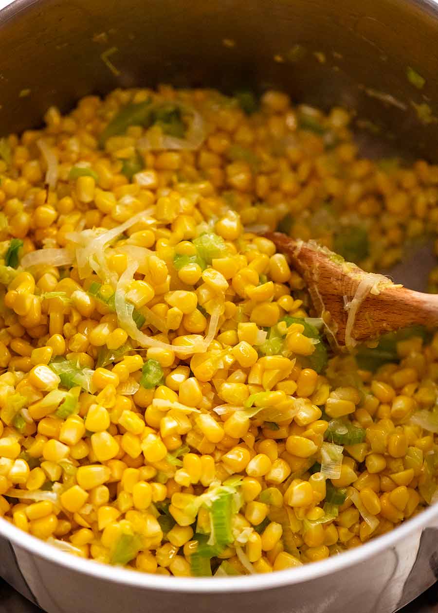 Cooking corn for Cold Corn Soup for summer