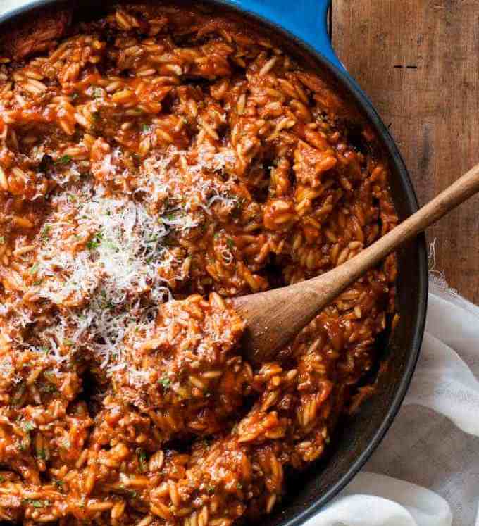 One Pot Bolognaise Orzo (Risoni) - dinner on the table in 20 minutes, from scratch, all made in one pot.